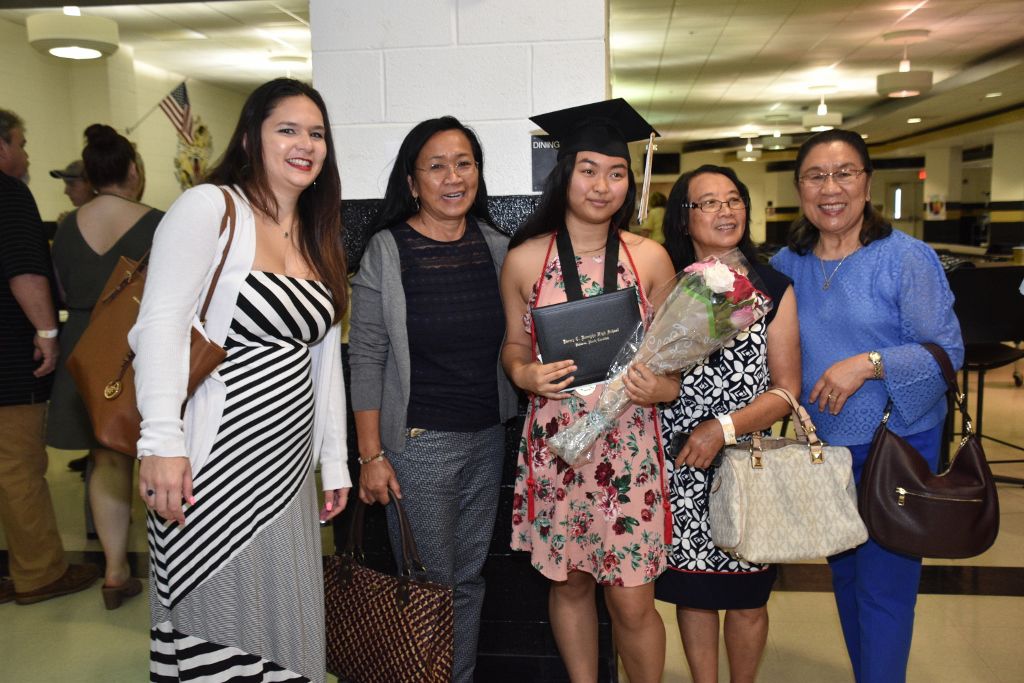 DHS 2019 Graduation Ceremony (154).jpg